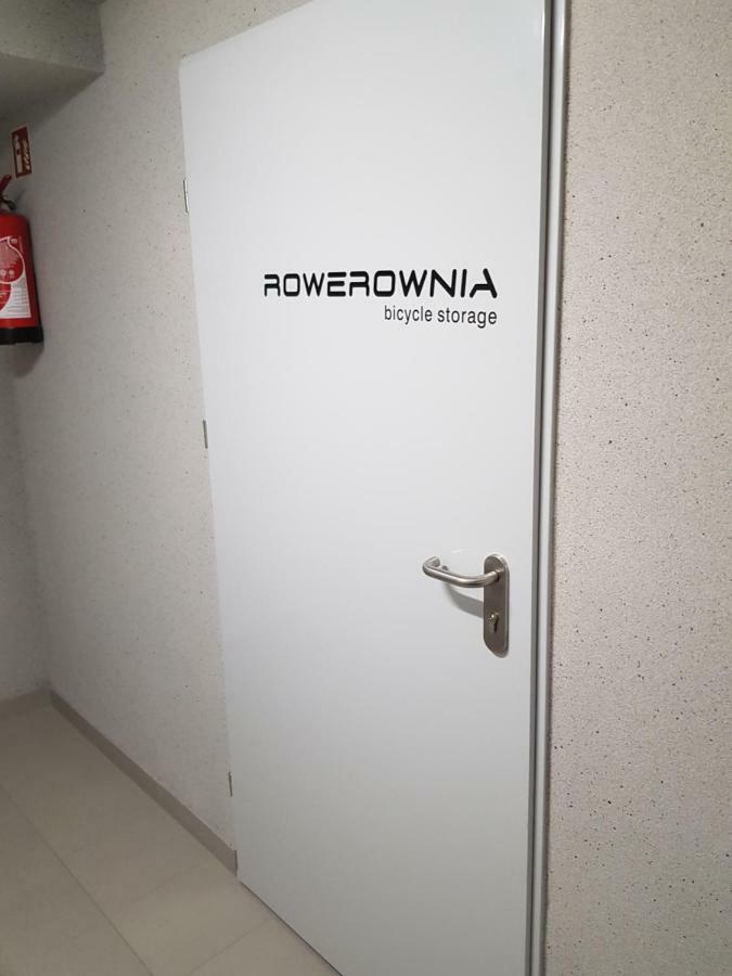 Apartamenty Balticum - Blizej Morza Z Garazem Kołobrzeg Exteriör bild